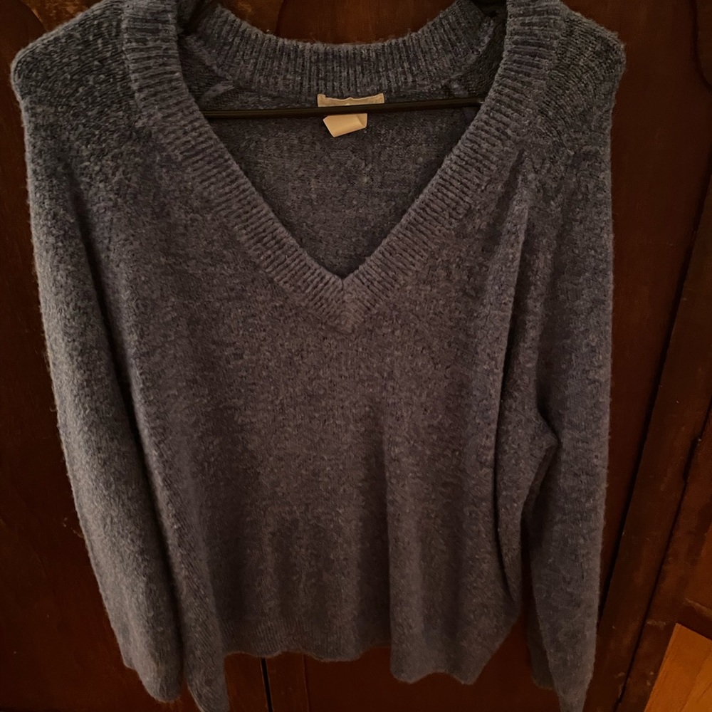 Blue H&M sweater top